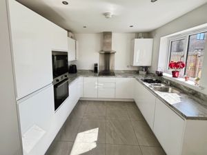 Kitchen- click for photo gallery